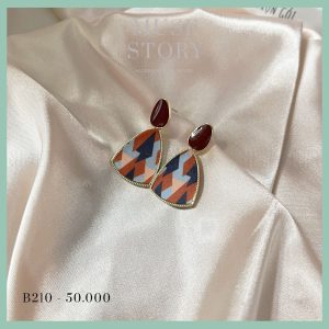 Khuyên tai họa tiết thổ cẩm phong cách boho B210
