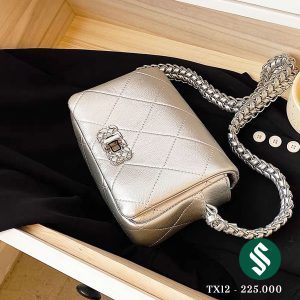 Túi trám da, dây xích bạc thời thượng