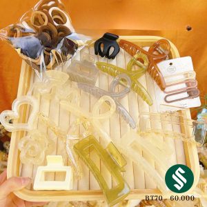 Set 17 kẹp búi và 50 cột tóc, tát cả 67 món tiện lợi vô cùng, bao gồm kẹp búi nhiều kích cỡ BT79