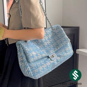 Túi classic nhũ xanh bling bling, đeo vai dáng rất đẹp