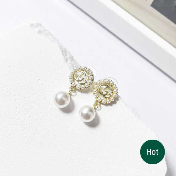 Home image - Khuyên tai Chanel giọt ngọc