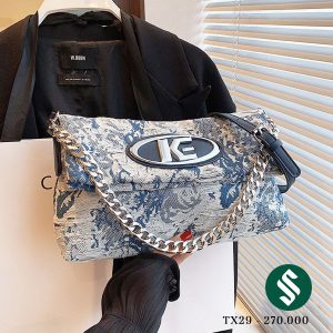 Túi jeans loang K.E jeans bò dày dặn nhưng không kém phần mềm mại