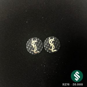 Khuyên tai da tag YSL năng động trẻ trunh