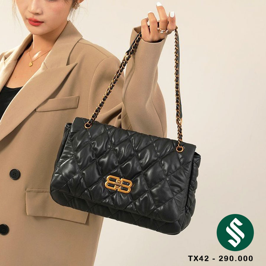 Túi ô trám khóa BB màu đen