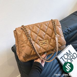 Túi ô trám khóa BB màu nâu nhạt form đẹp