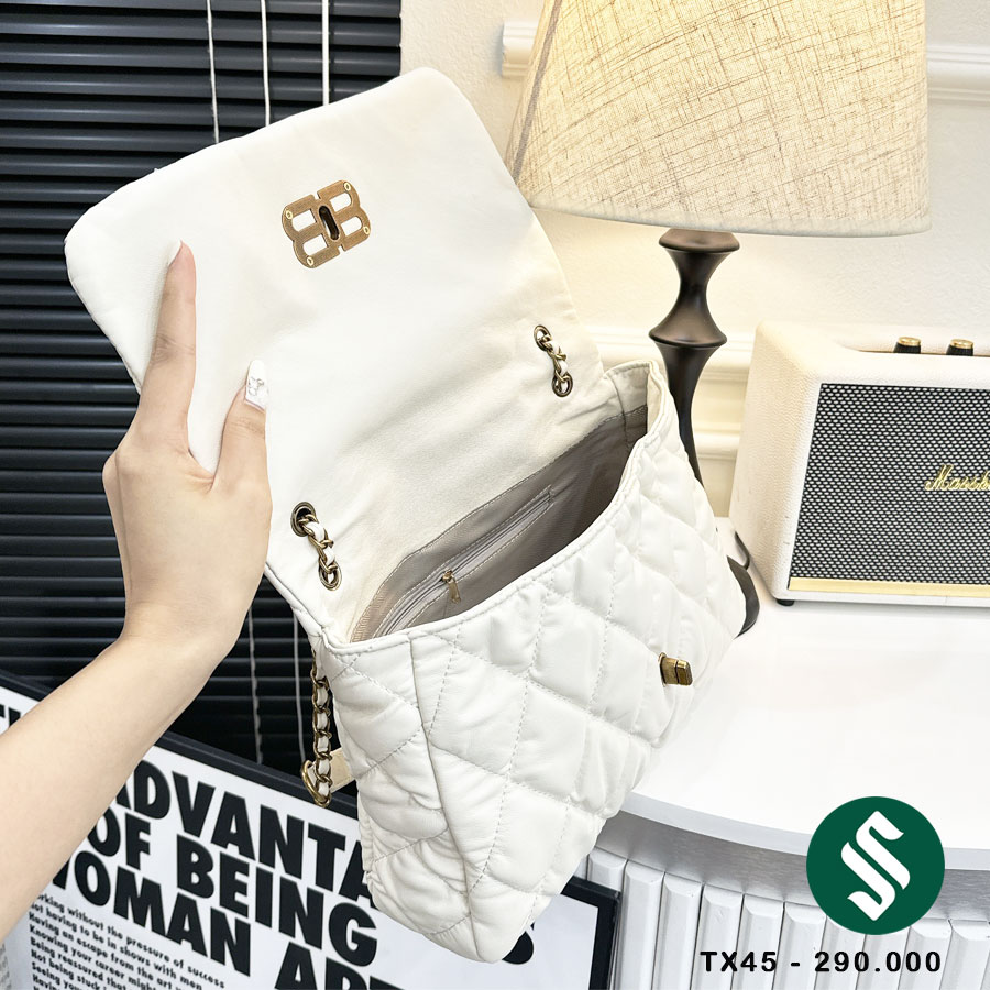 Túi ô trám khóa BB bên trong rộng rãi