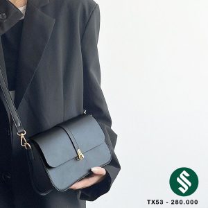 Túi đen dài khoá nhỏ Mã túi hot hit không cần phải bàn.