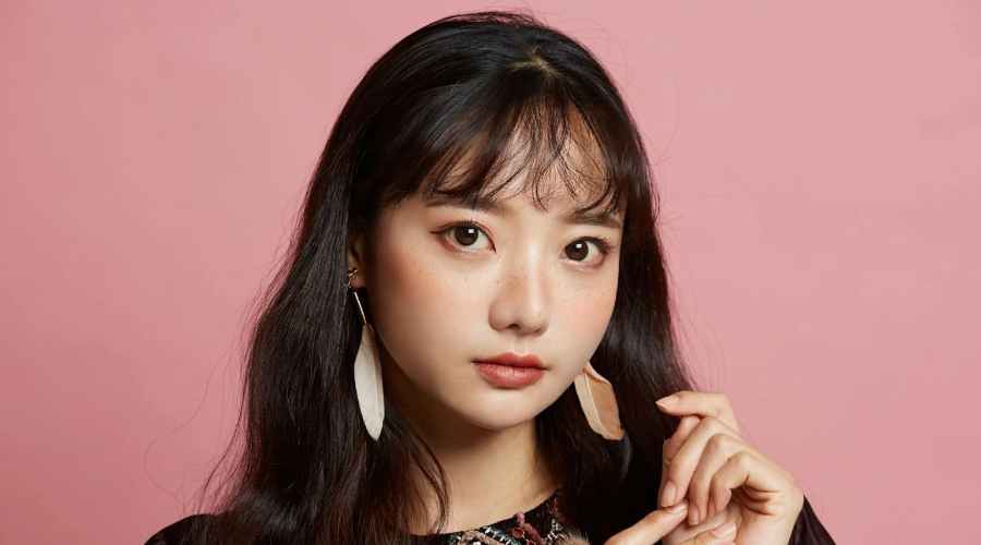 Khuyên tai cho người mặt tròn