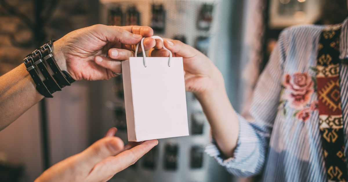 10 món quà tặng giáng sinh cho bạn gái sành điệu